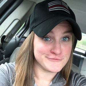 Meet your Posher, Stefanie